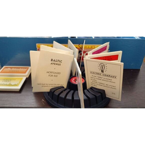 Monopoly Deluxe Edition Vintage 1998 Board Game Hasbro USAopoly - Picture 4 of 6